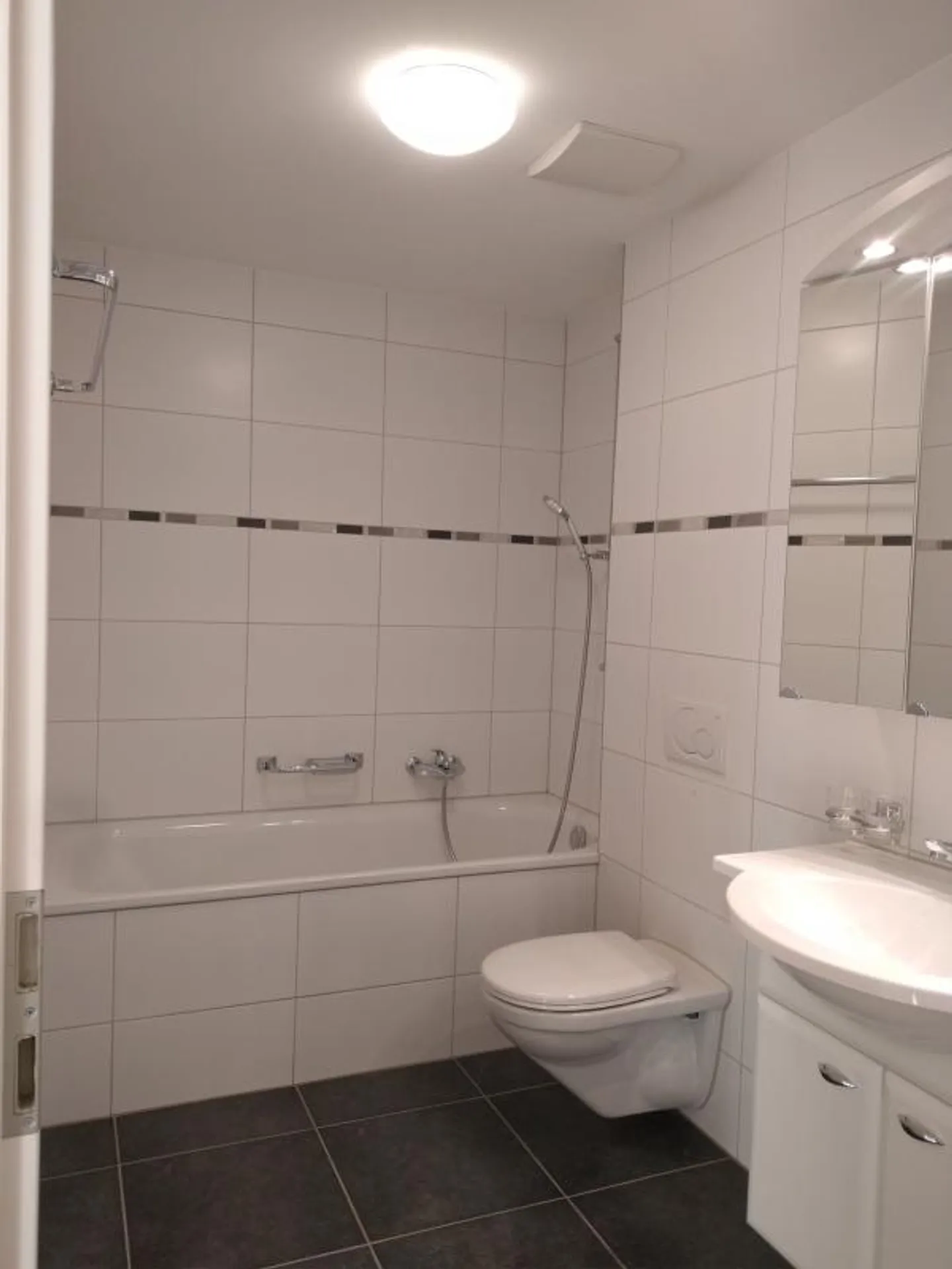 Geräumige Wohnung mit Sicht - Foto 9 von 23