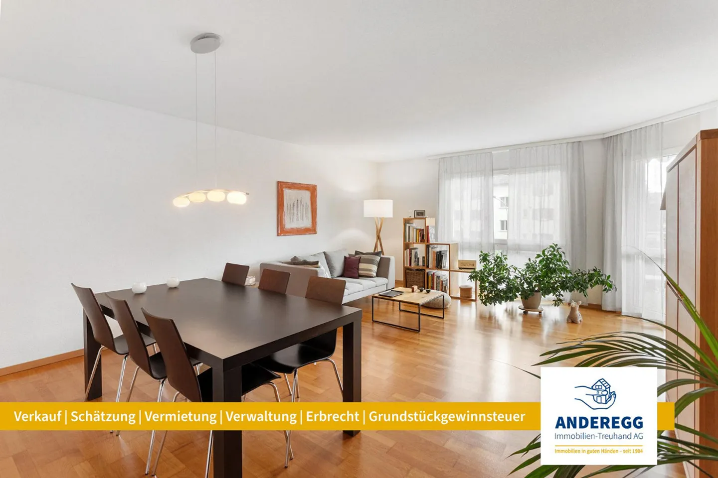 Bright 4.5-room apartment on the 2nd floor, elevator and hobby room in a central location - Photo 1 of 13
