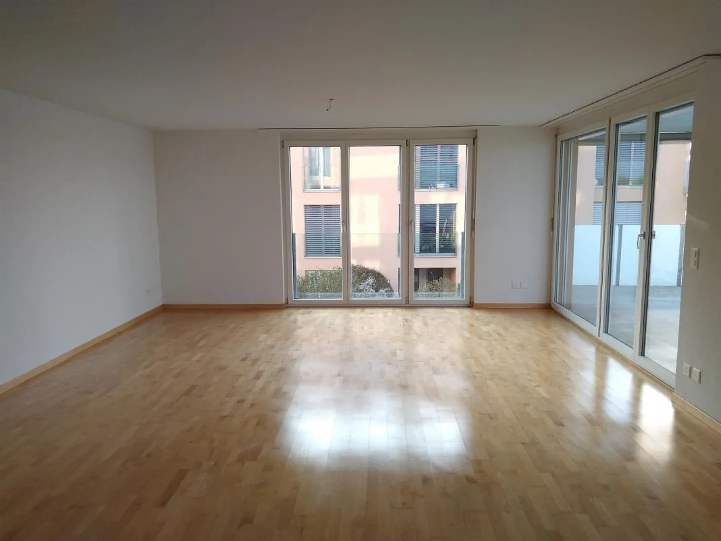 Geräumige Wohnung mit Sicht - Foto 7 von 23