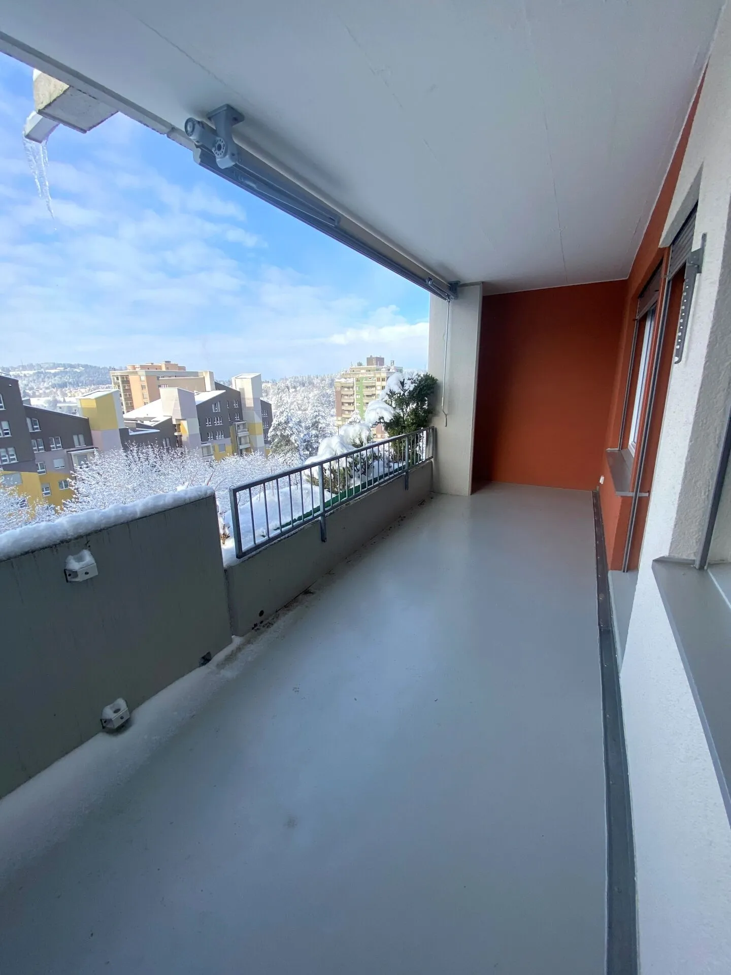 Bellissimo appartamento di 5,5 stanze con cucina aperta a St.Gallen - Est, vicino a Gallusmarkt - Foto 12 di 14