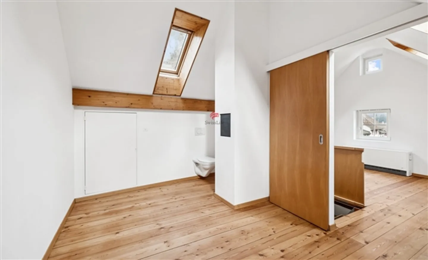 Historic House with Modern Living Comfort - Photo 7 of 8