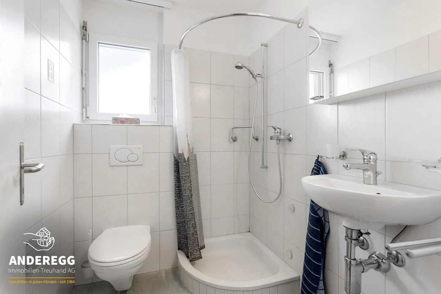 Bright 4.5-room apartment on the 2nd floor, elevator and hobby room in a central location - Photo 10 of 13