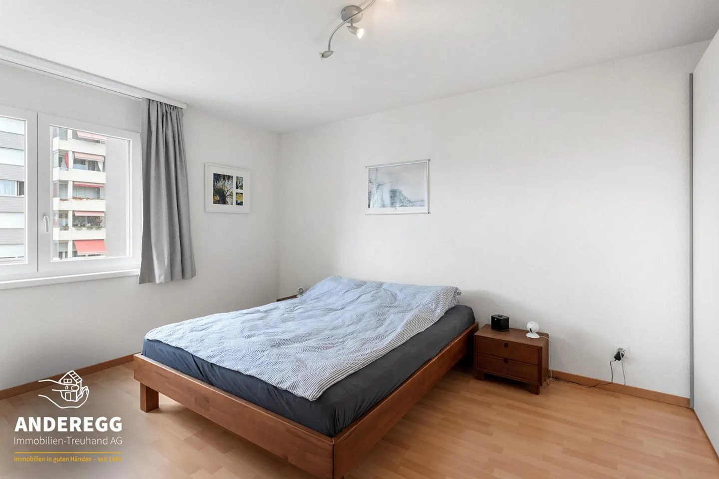 Bright 4.5-room apartment on the 2nd floor, elevator and hobby room in a central location - Photo 11 of 13