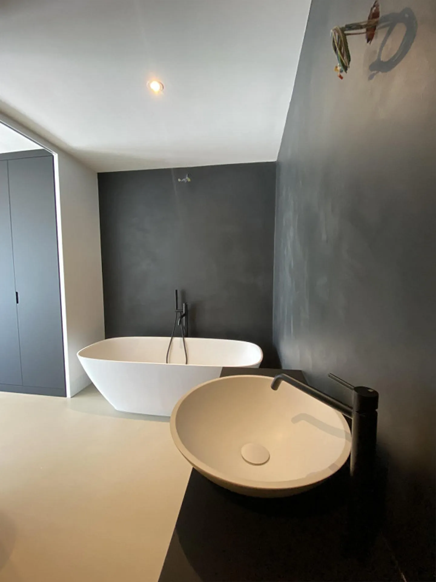 Exklusive 2.5-Zimmer-Neubauwohnung mit Seesicht und grosser Loggia - Foto 21 von 26