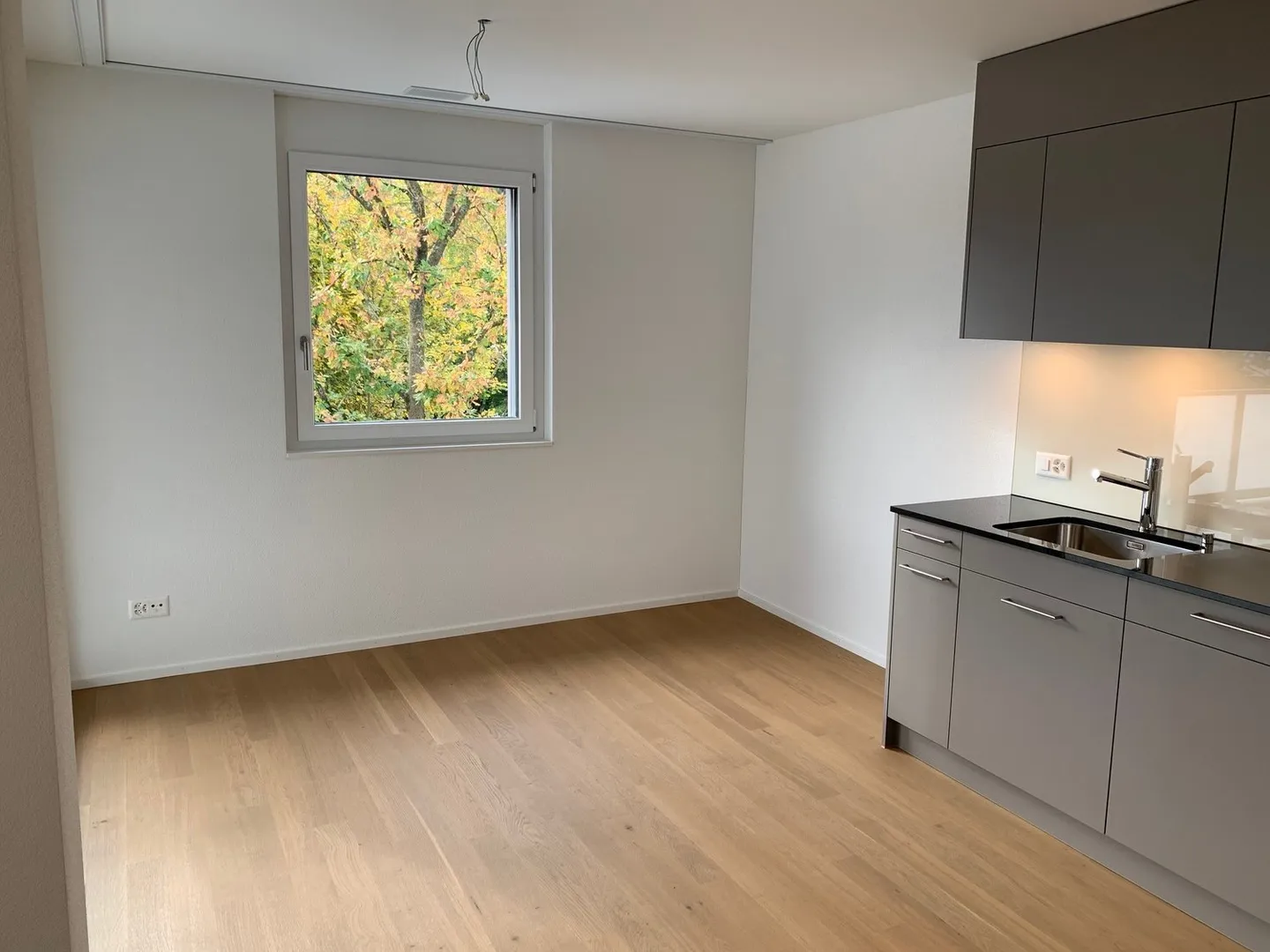 Moderne 3.5-Zimmer-Wohnung - Foto 3 von 9