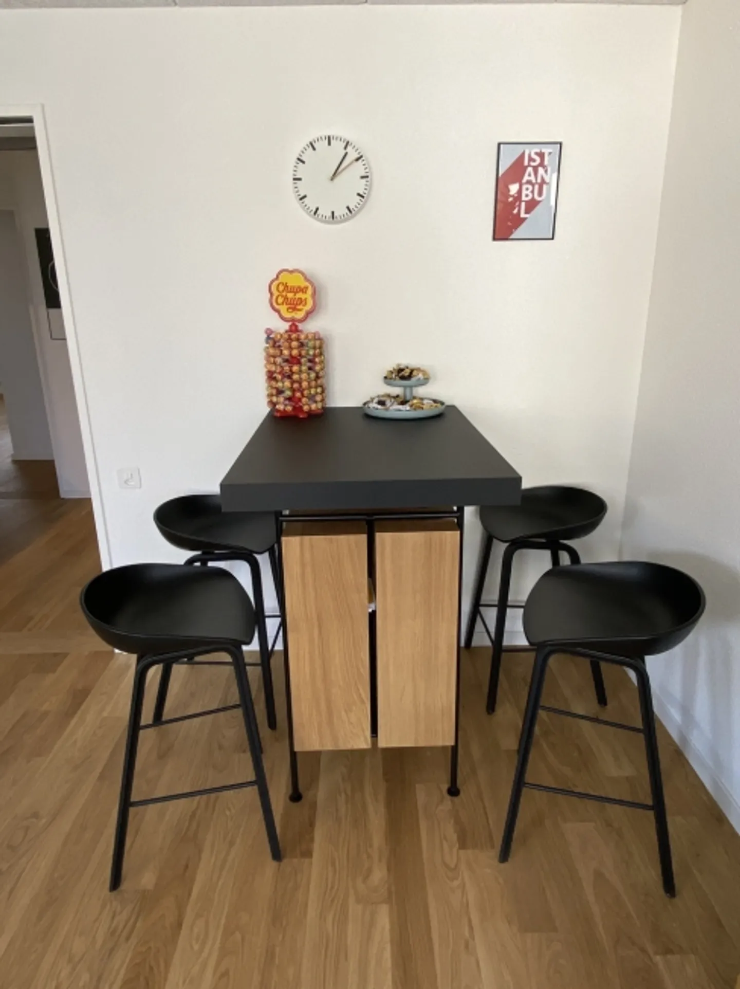 «Office» - Foto 10 von 10