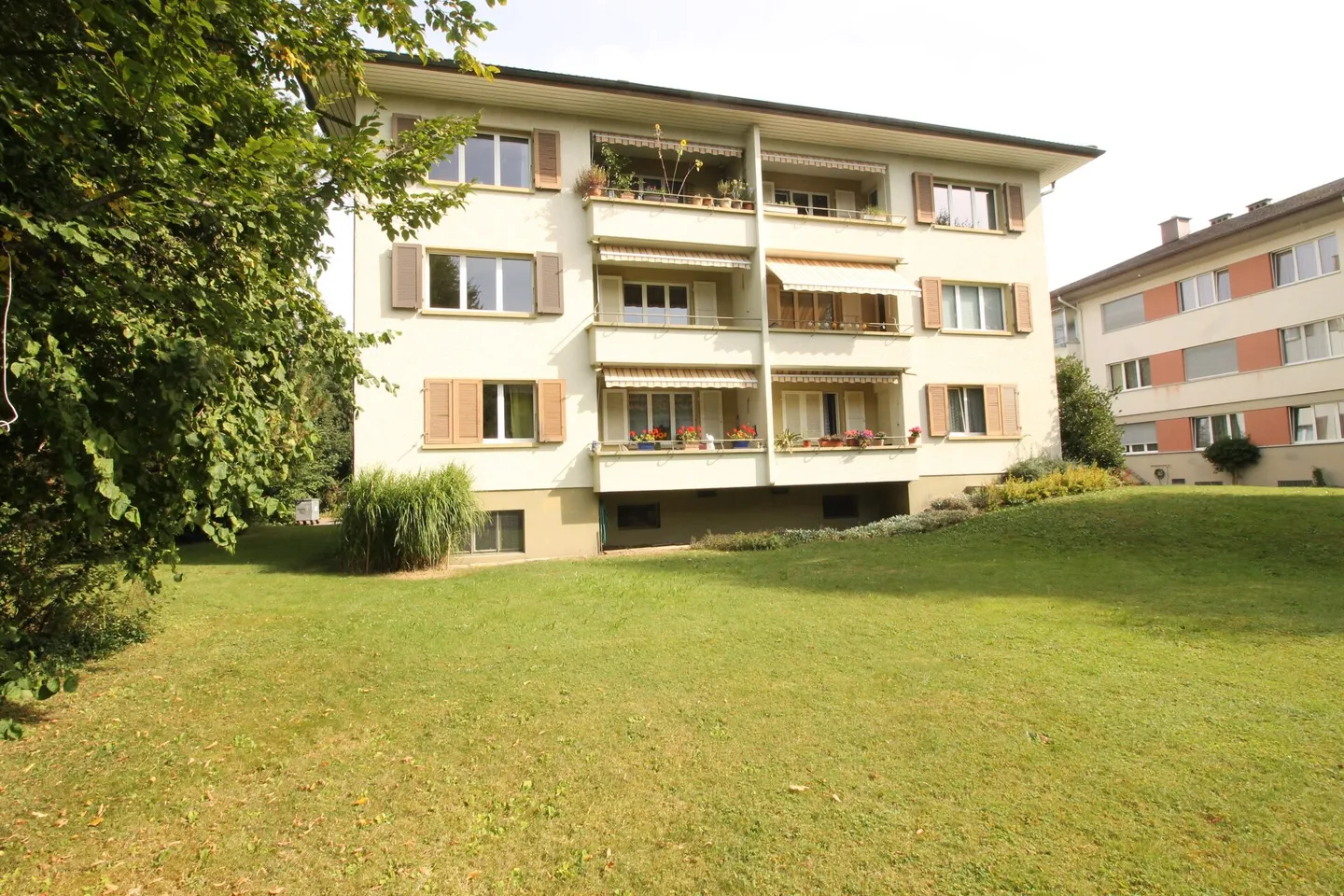 Appartement 3,5 pièces, 2ème étage - Photo 1 sur 7