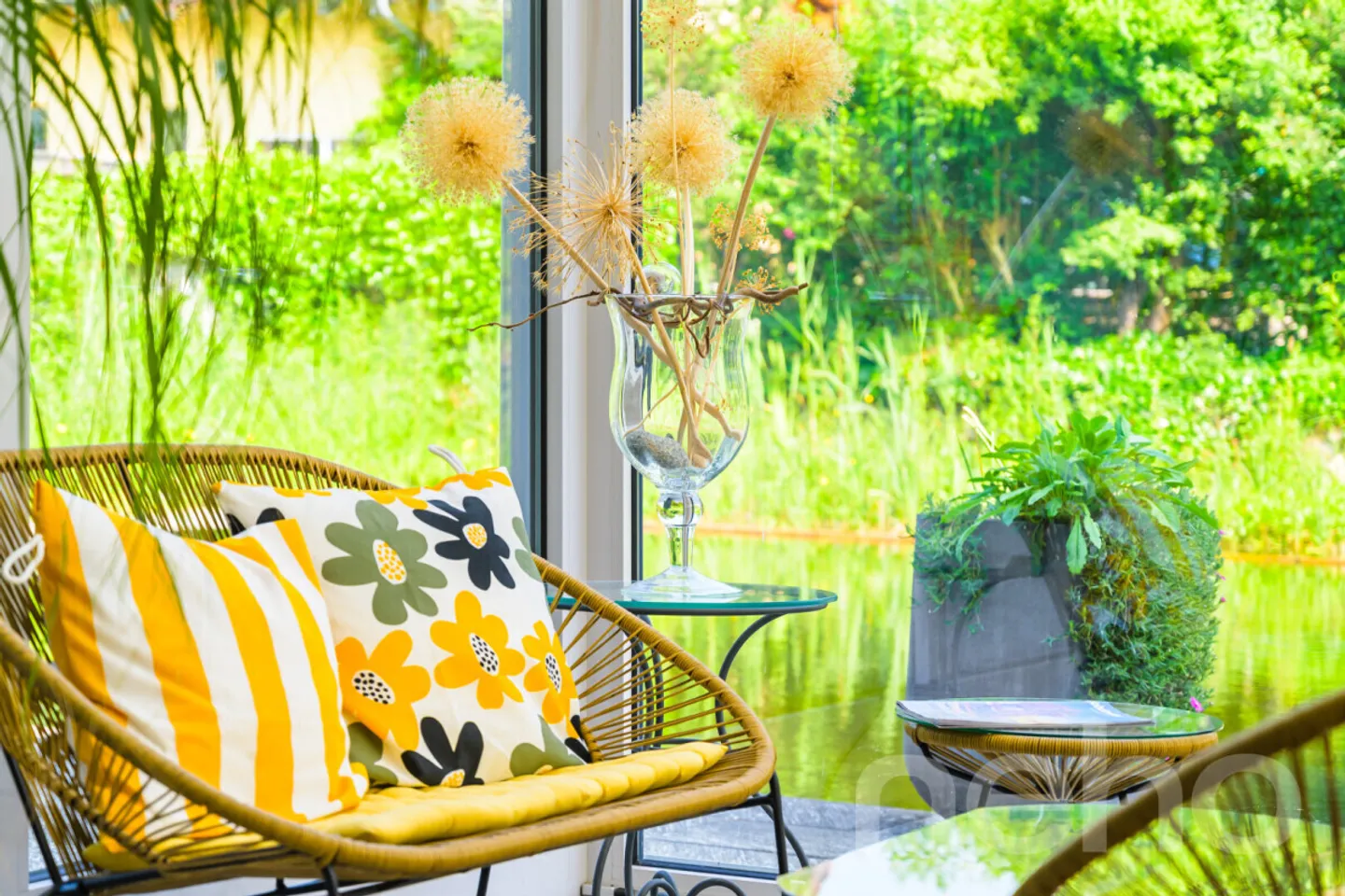 Exclusive EFH in Grabs with natural pool & plenty of privacy - Photo 2 of 13