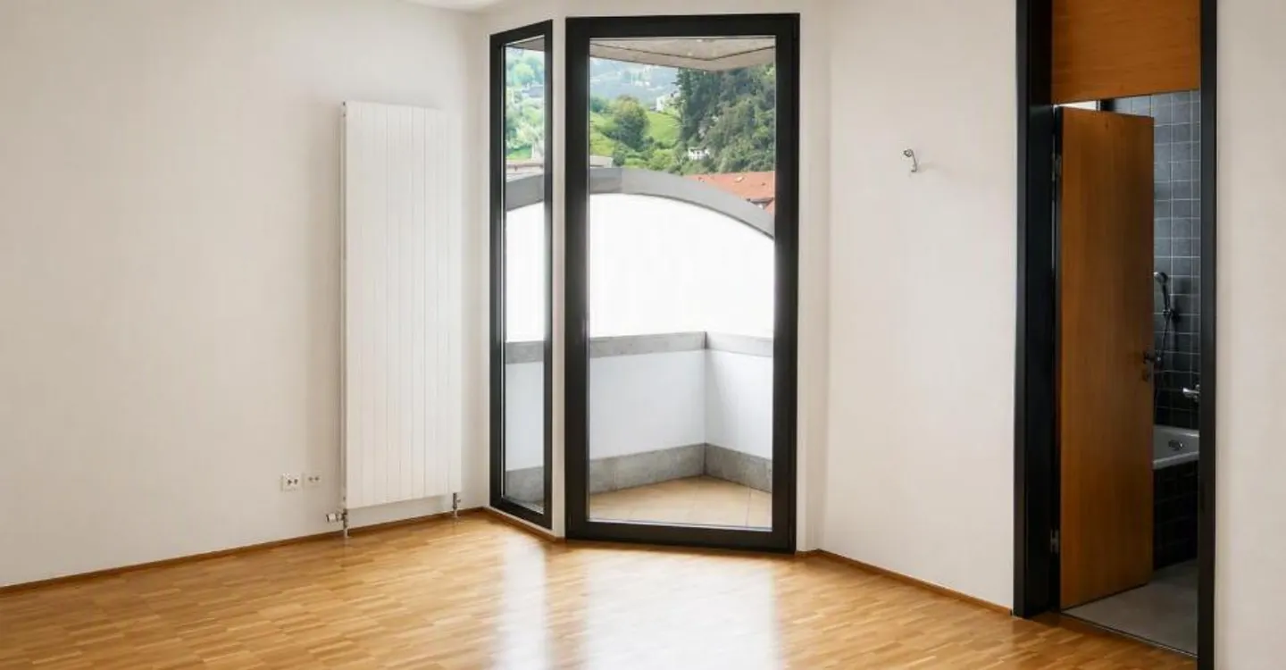 Vivere in un'opera di Mario Botta: raffinato attico nel cuore di Bellinzona - Foto 8 di 11