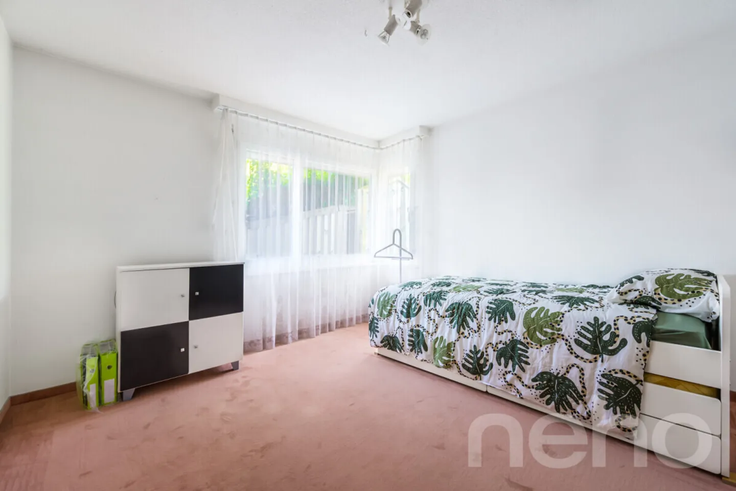 Exclusive EFH in Grabs with natural pool & plenty of privacy - Photo 9 of 13