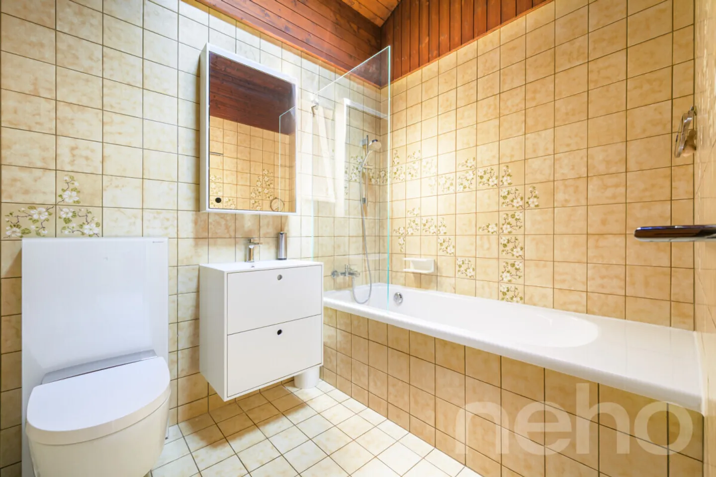 Exclusive EFH in Grabs with natural pool & plenty of privacy - Photo 11 of 13