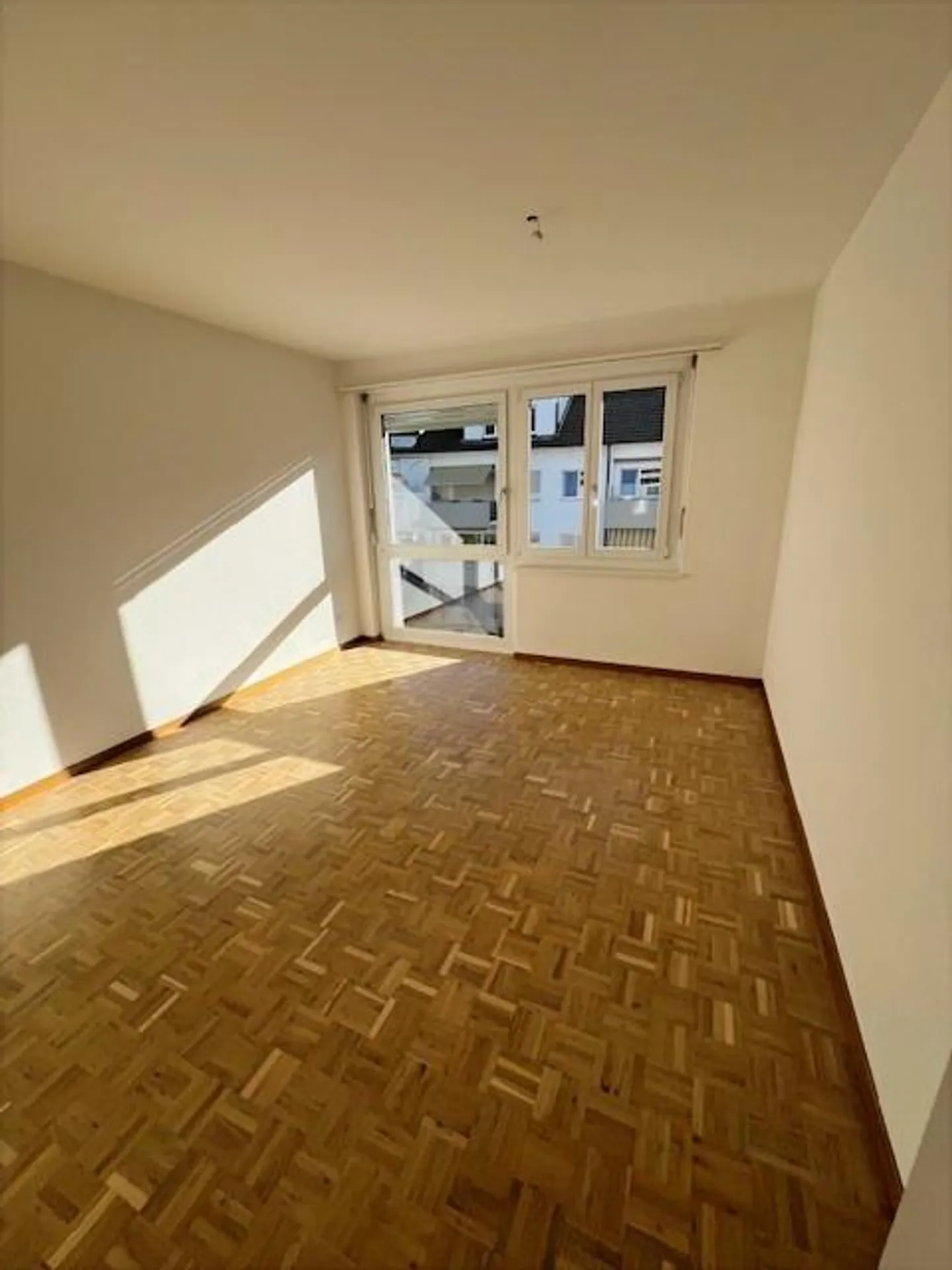 Appartamento ristrutturato di 3,5 locali in un tranquillo quartiere residenziale - Foto 7 di 7