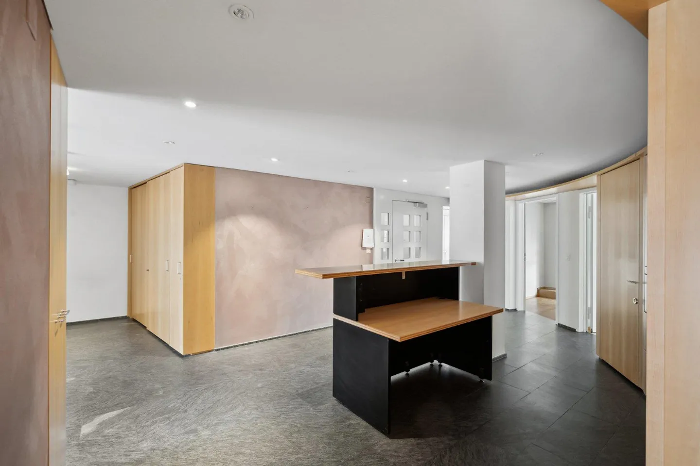 Versatile practice and office spaces in a busy location! - Photo 2 of 11