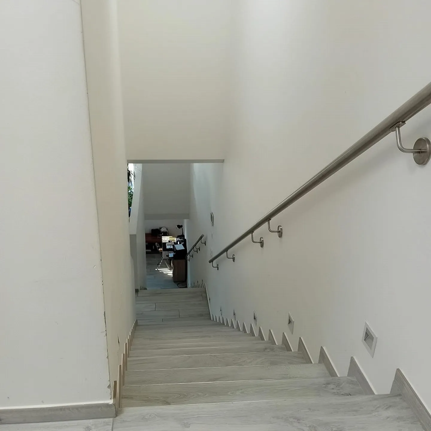 Bifamiliare con piscina privata a Sementina - Foto 18 di 24