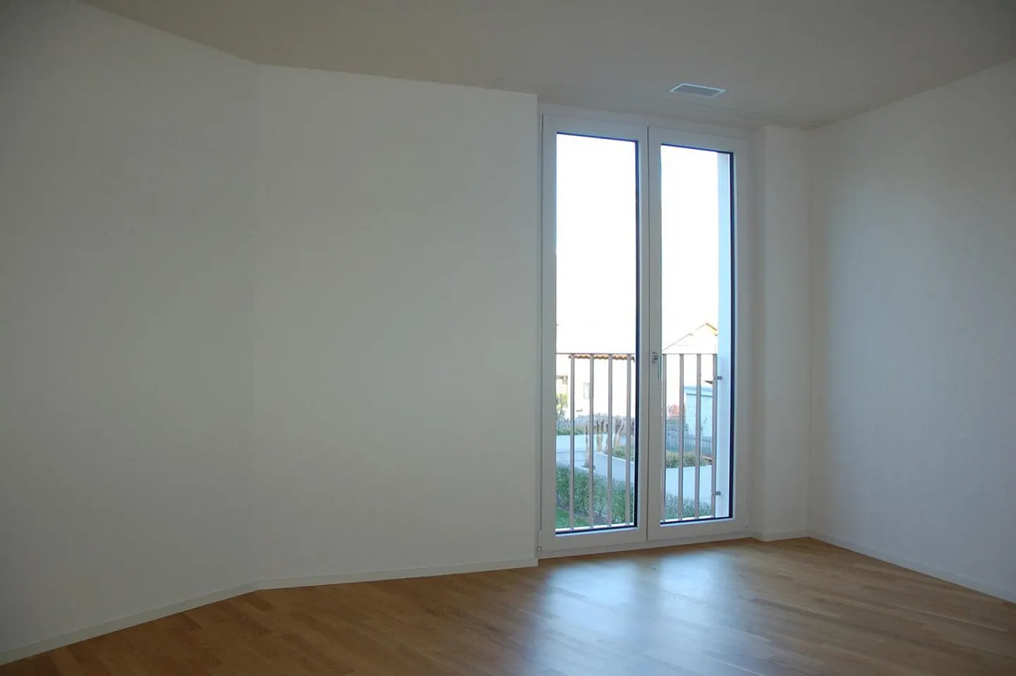 Appartamento moderno di 2,5 stanze in una zona residenziale tranquilla - Foto 6 di 9