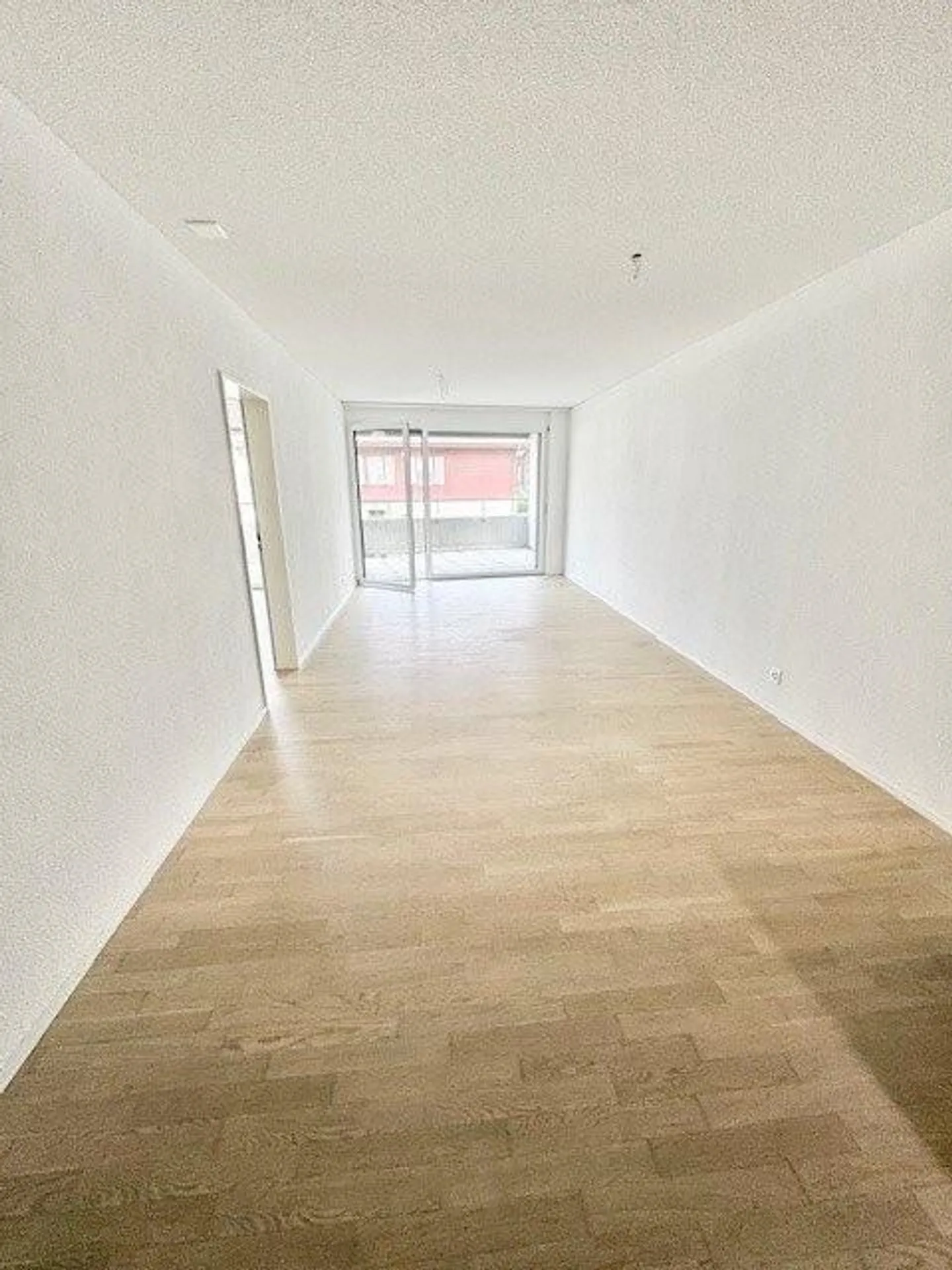 Your new home: Modern apartment in a quiet yet central location - Photo 2 of 8