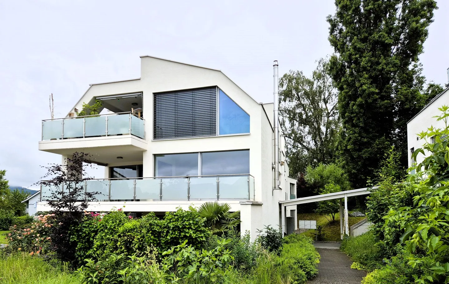 Luxuswohnung mit Balkonen - Foto 1 von 14