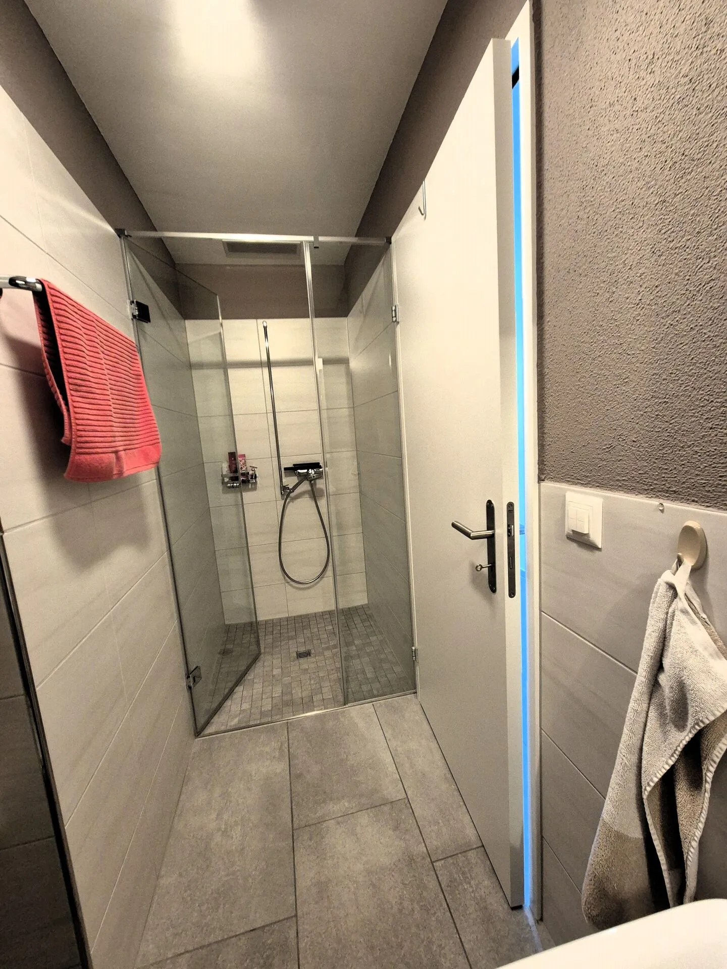 Luxuswohnung mit Balkonen - Foto 6 von 14