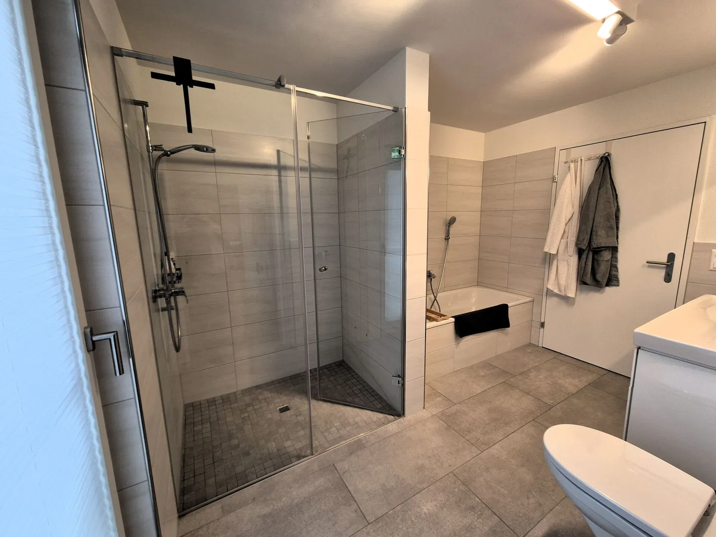 Luxuswohnung mit Balkonen - Foto 8 von 14