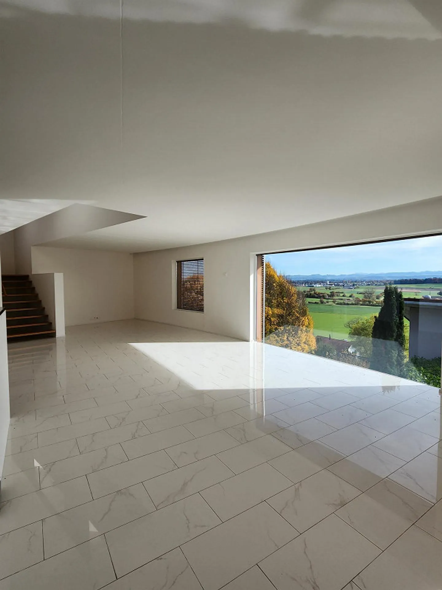 Aussergewöhnliche 3.5 Zimmer Duplex-Attika-Wohnung / 183m2 - Foto 4 von 24