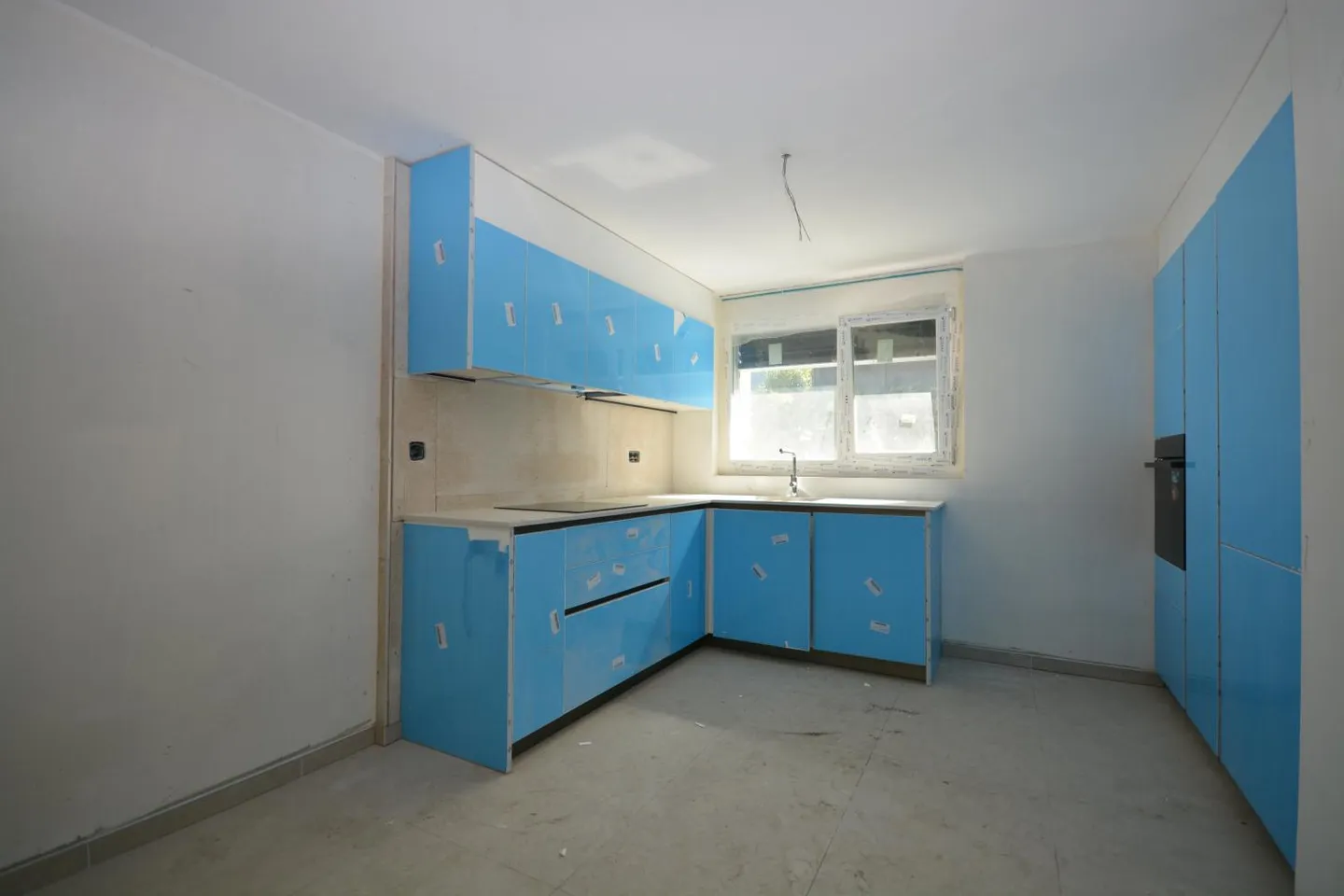 House with terrace 4.5 rooms - Photo 6 of 12