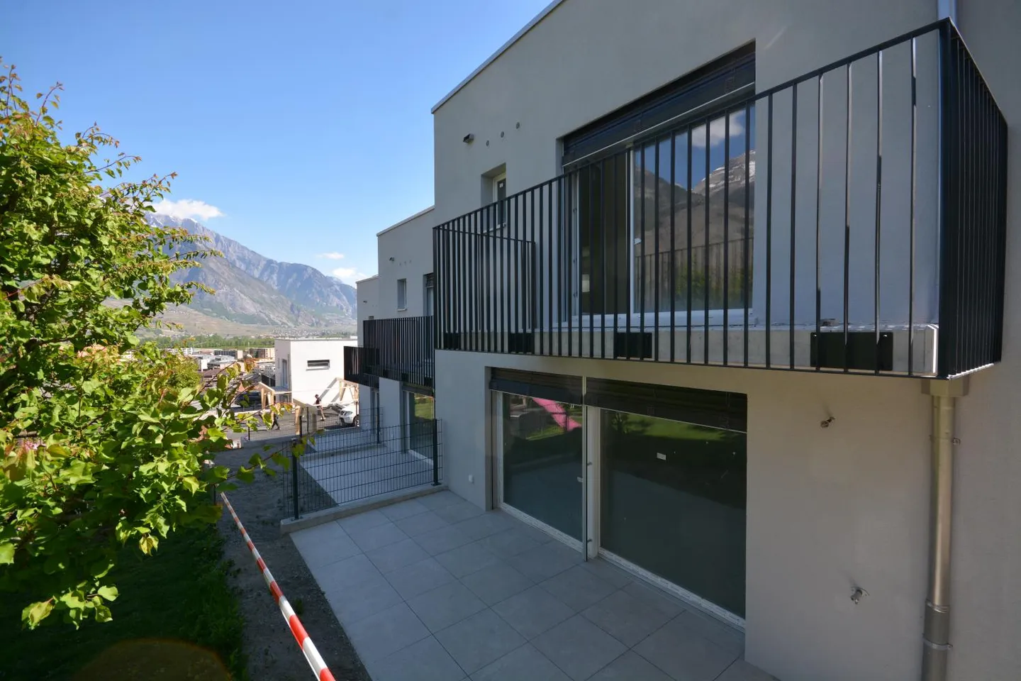 House with terrace 4.5 rooms - Photo 8 of 12