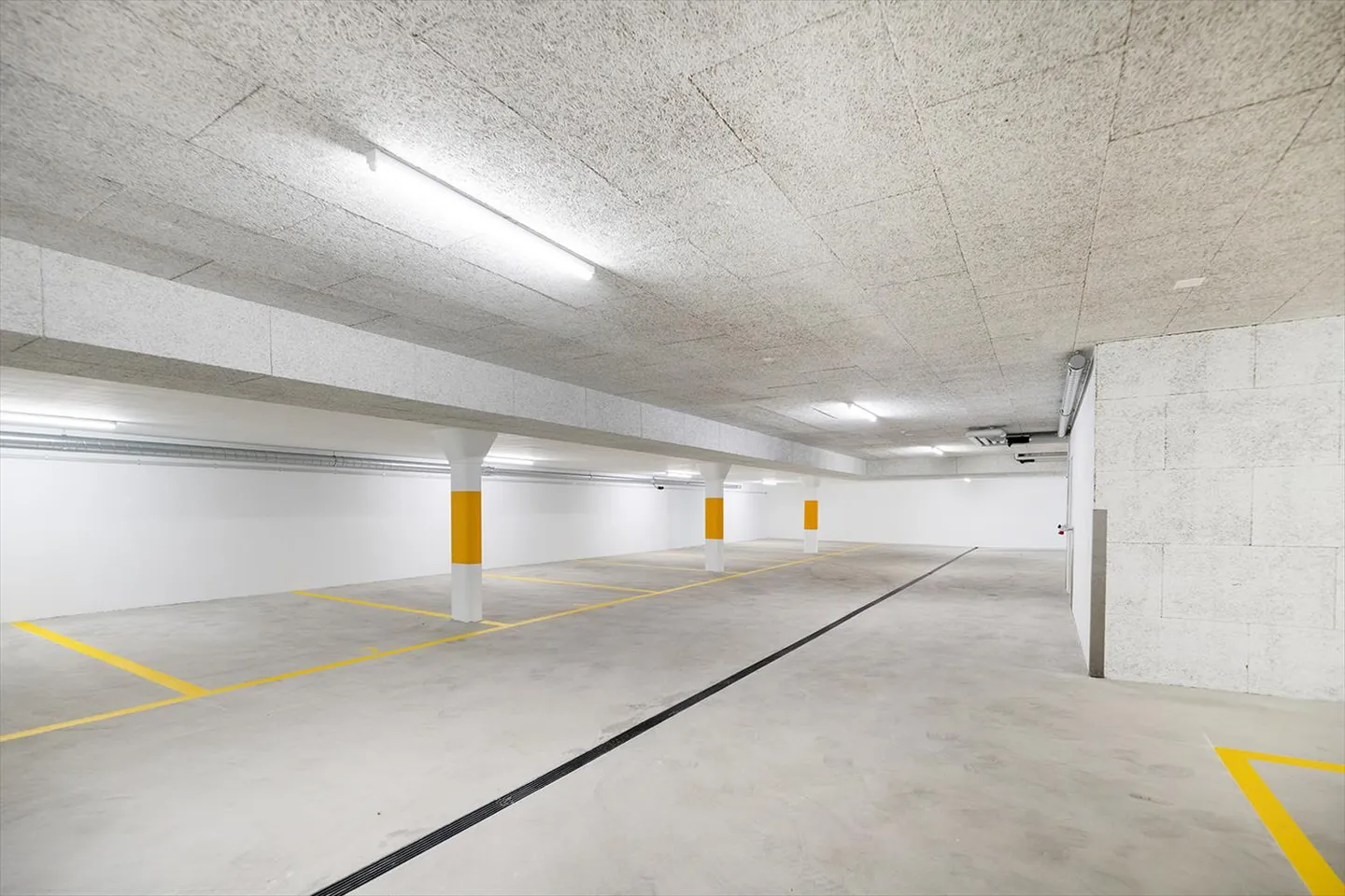 Posto auto in affitto a Zurigo Oerlikon - Foto 5 di 5