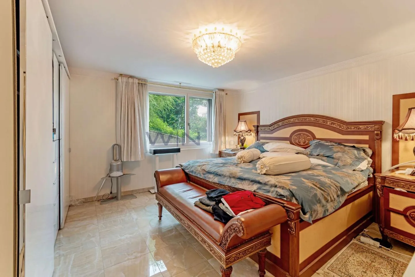 The Key to Happiness - Luxurious and Large Garden Apartment - Photo 9 of 12