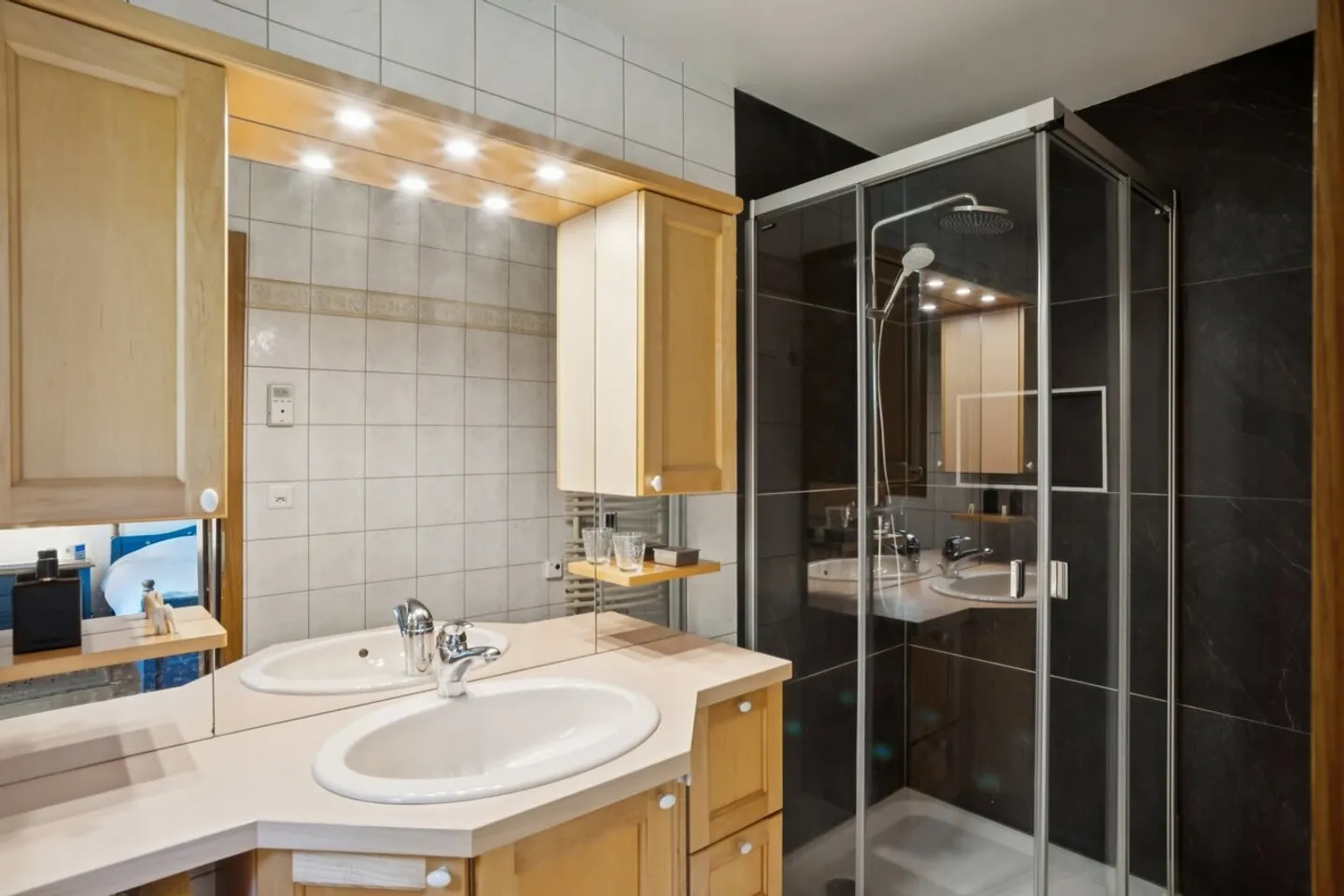 Chalet familial dans un cadre paisible - Photo 8 sur 13