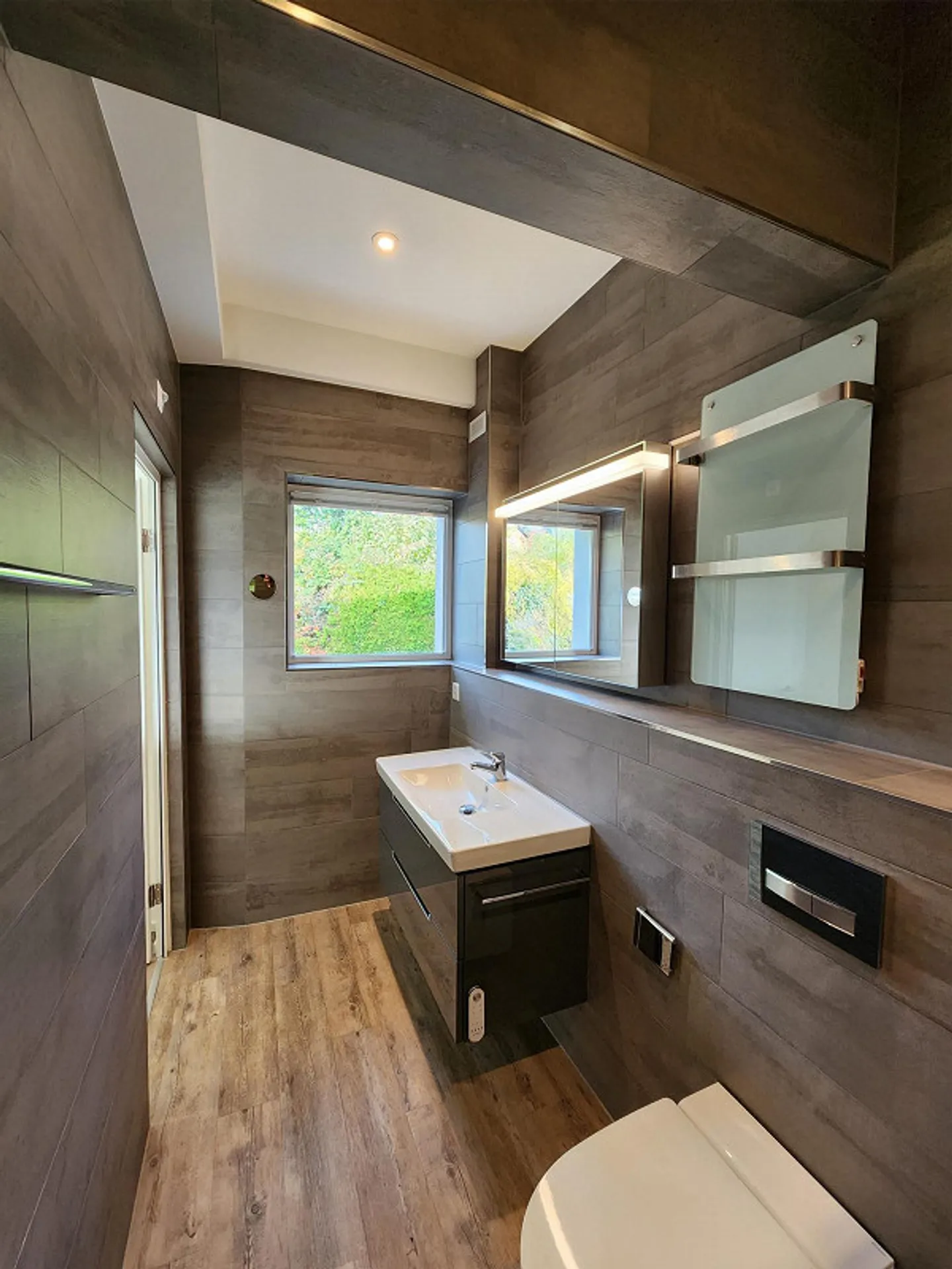 Aussergewöhnliche 3.5 Zimmer Duplex-Attika-Wohnung / 183m2 - Foto 12 von 24