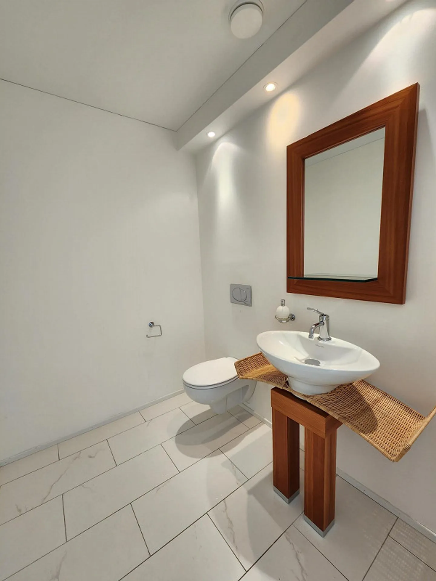 Aussergewöhnliche 3.5 Zimmer Duplex-Attika-Wohnung / 183m2 - Foto 13 von 24