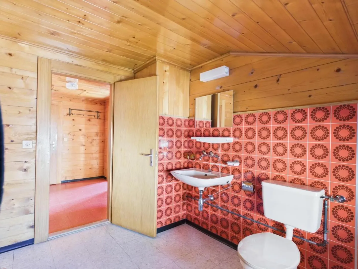 Charming Residential House in Eggerberg above Visp - Photo 8 of 10