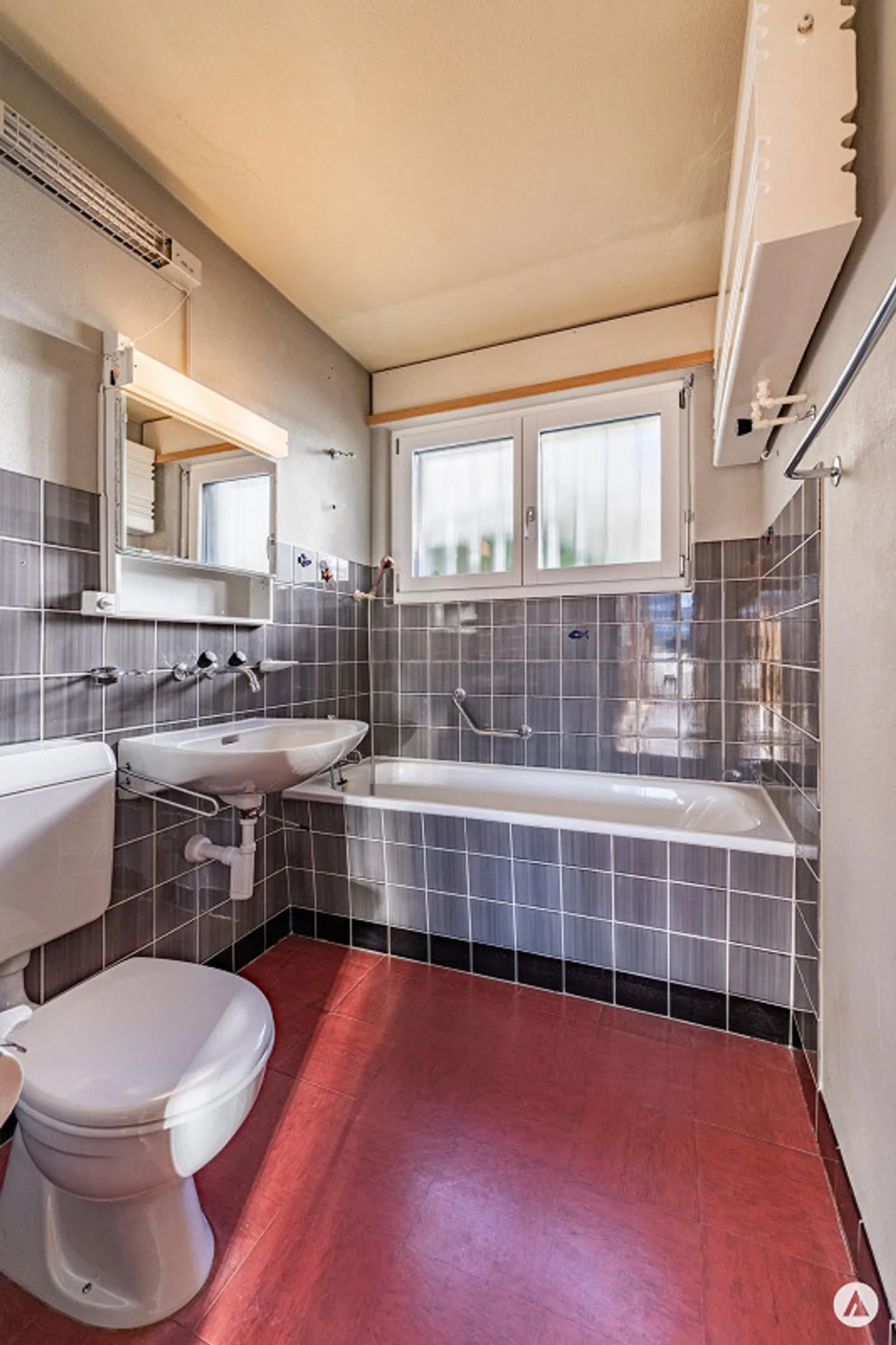 Entre la ville et la campagne sur la pente ensoleillée - Photo 11 sur 13