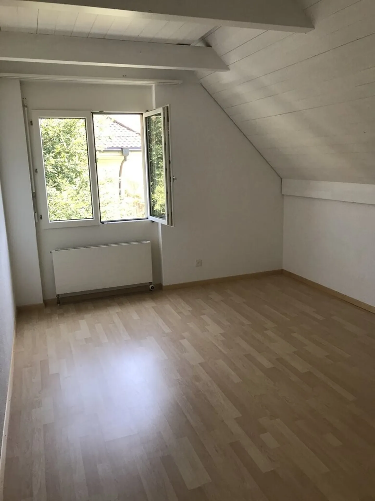 Living like in a single-family house - Photo 10 of 12