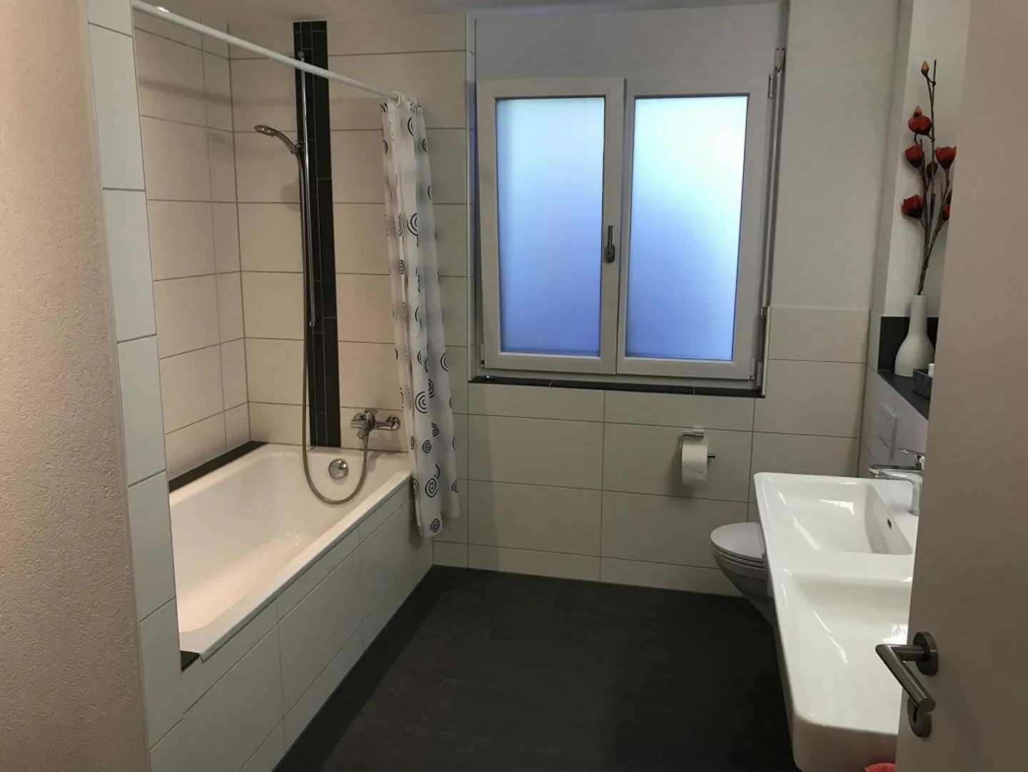 Appartamento moderno in una tranquilla casa a 3 famiglie - Foto 5 di 9