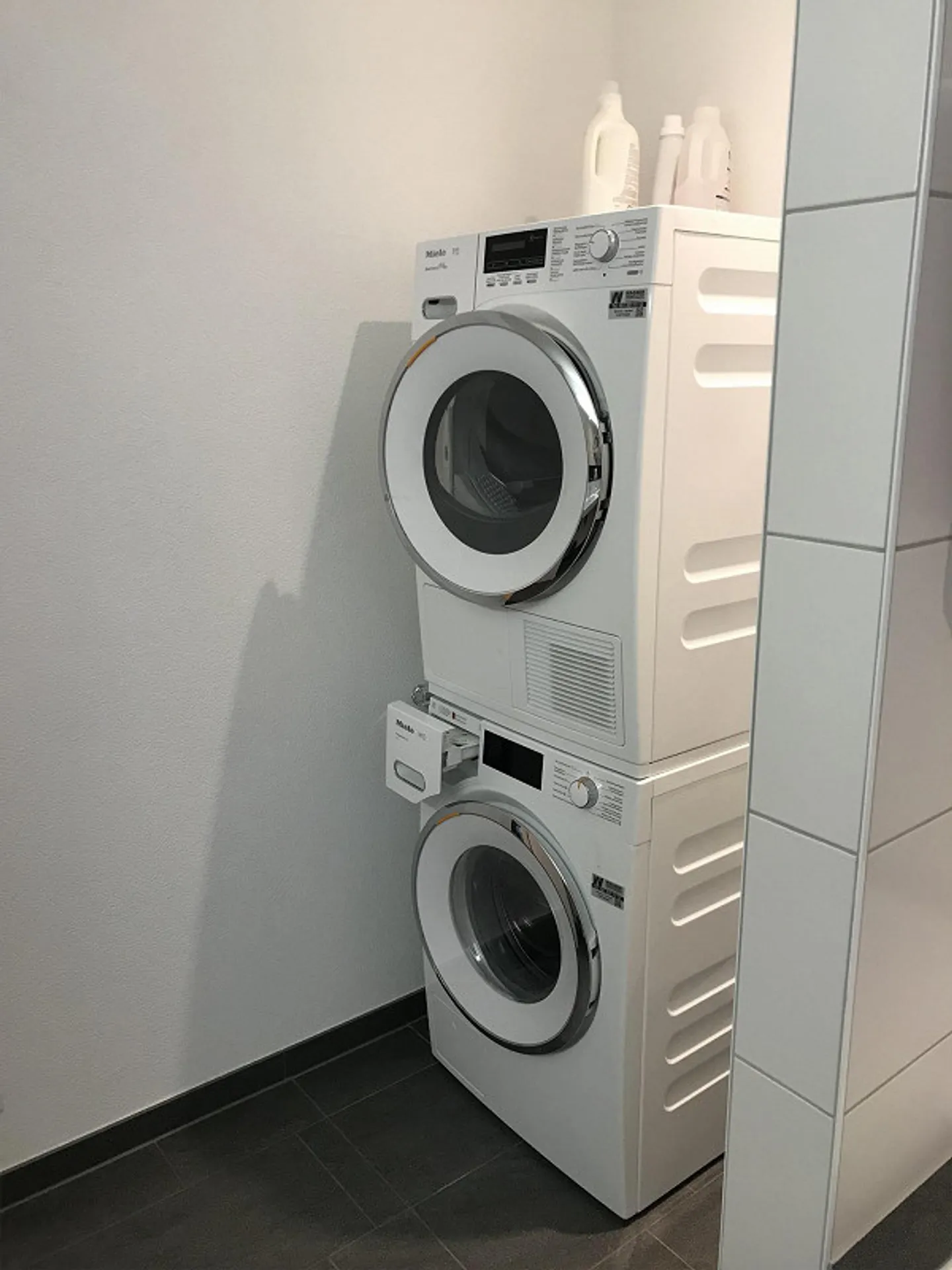 Appartamento moderno in una tranquilla casa a 3 famiglie - Foto 7 di 9