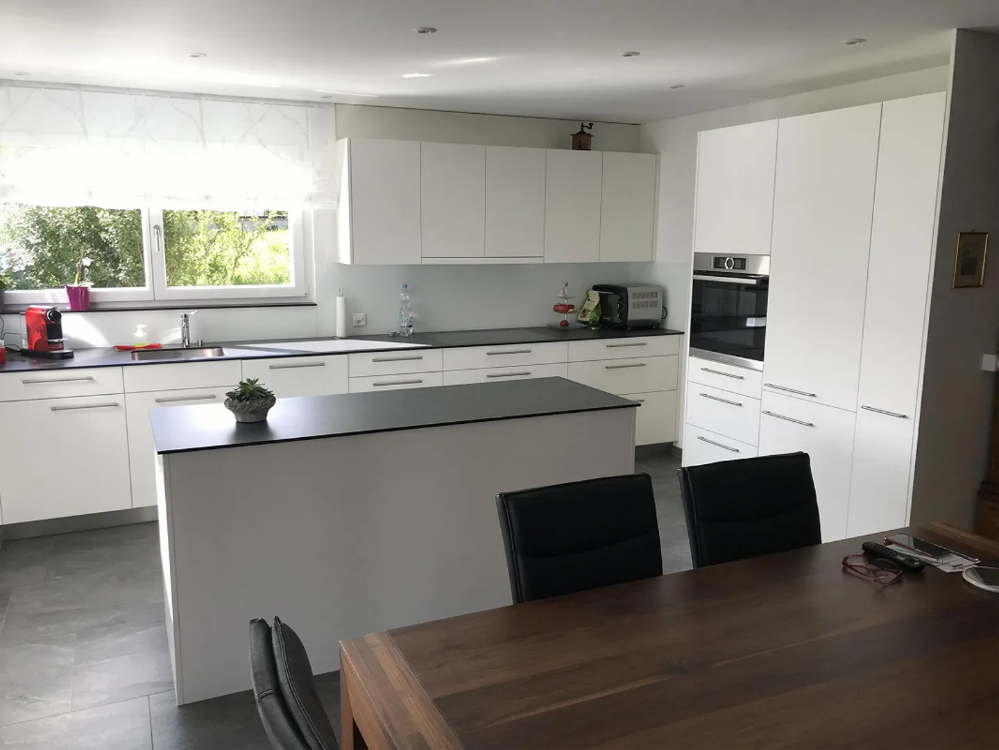 Appartamento moderno in una tranquilla casa a 3 famiglie - Foto 3 di 9