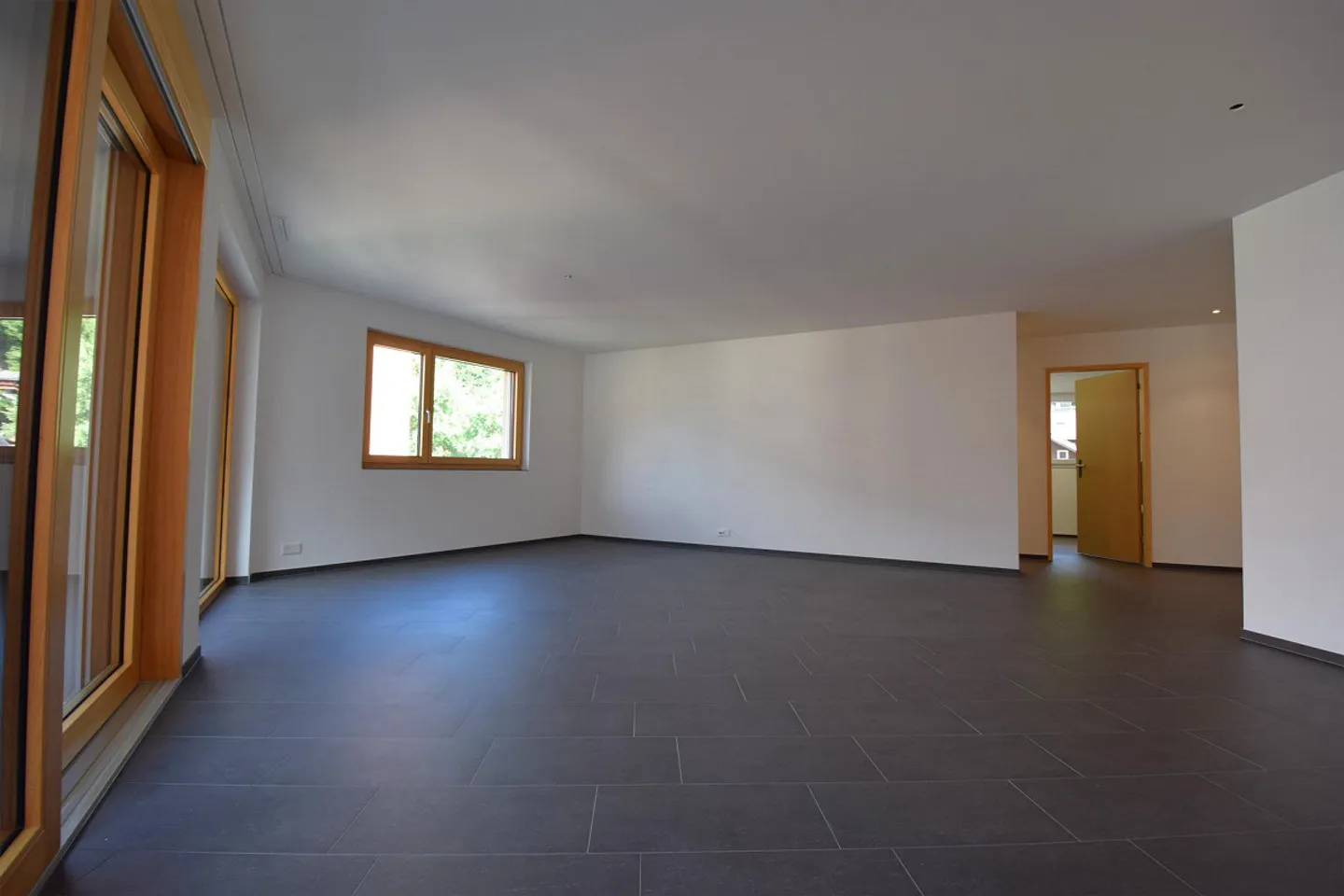 Appartamento 4 1/2 locali al 1° piano - Foto 4 di 12