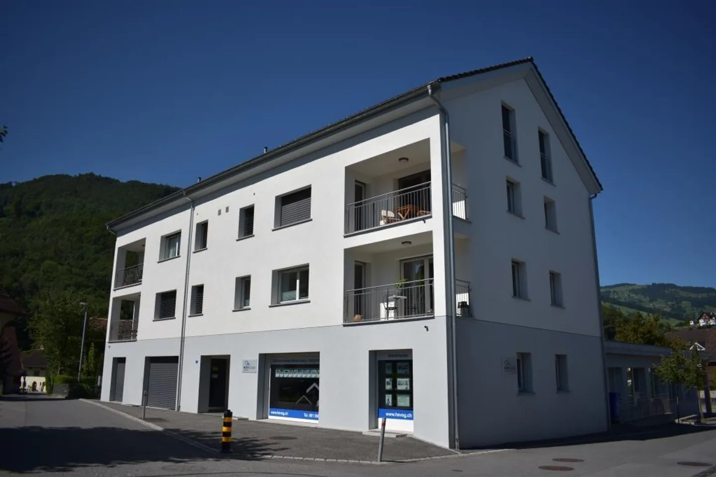 2.5 Room 90sqm Attic Apartment - Photo 2 of 10