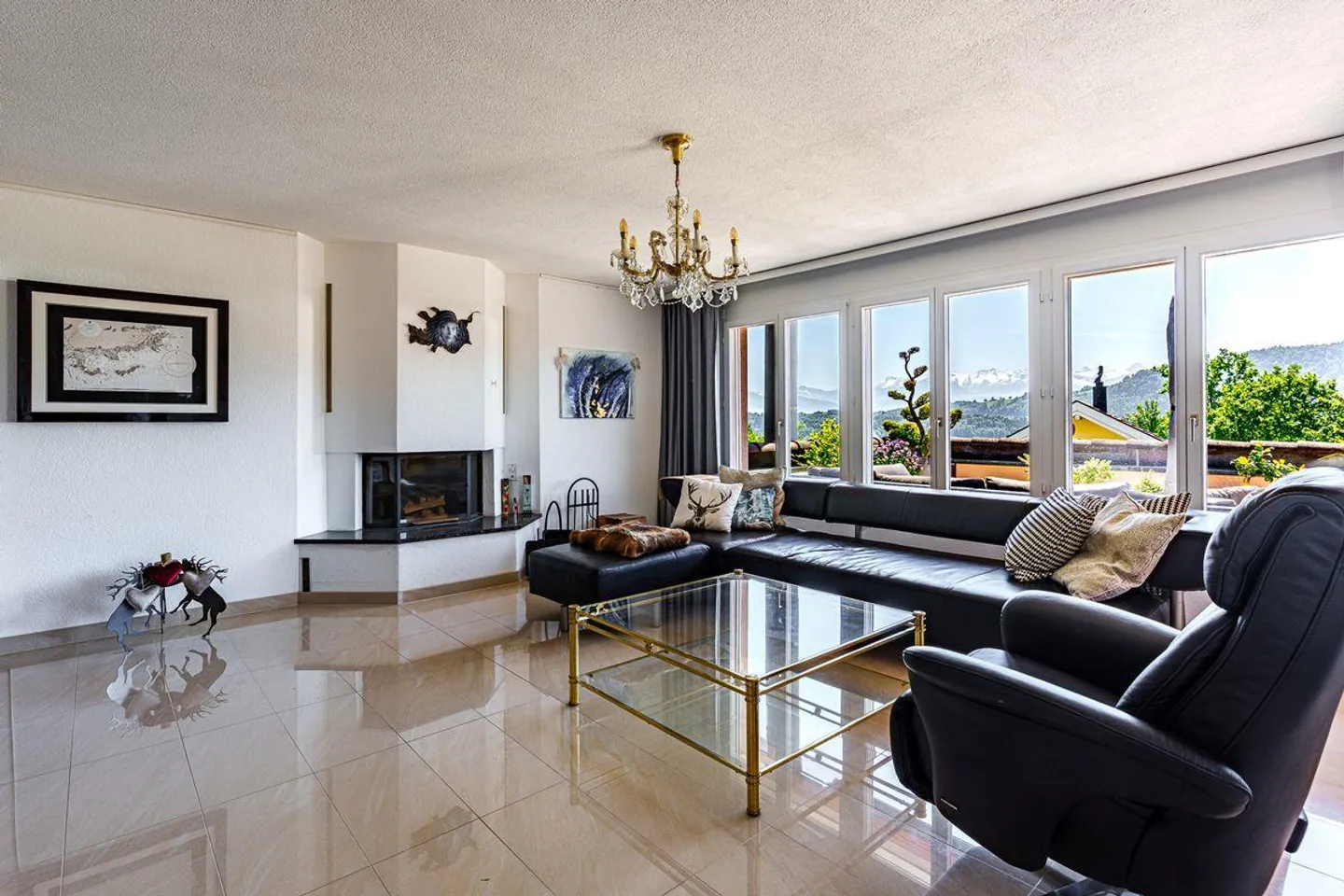 Luxuswohnung mit Bergblick - Foto 3 von 13
