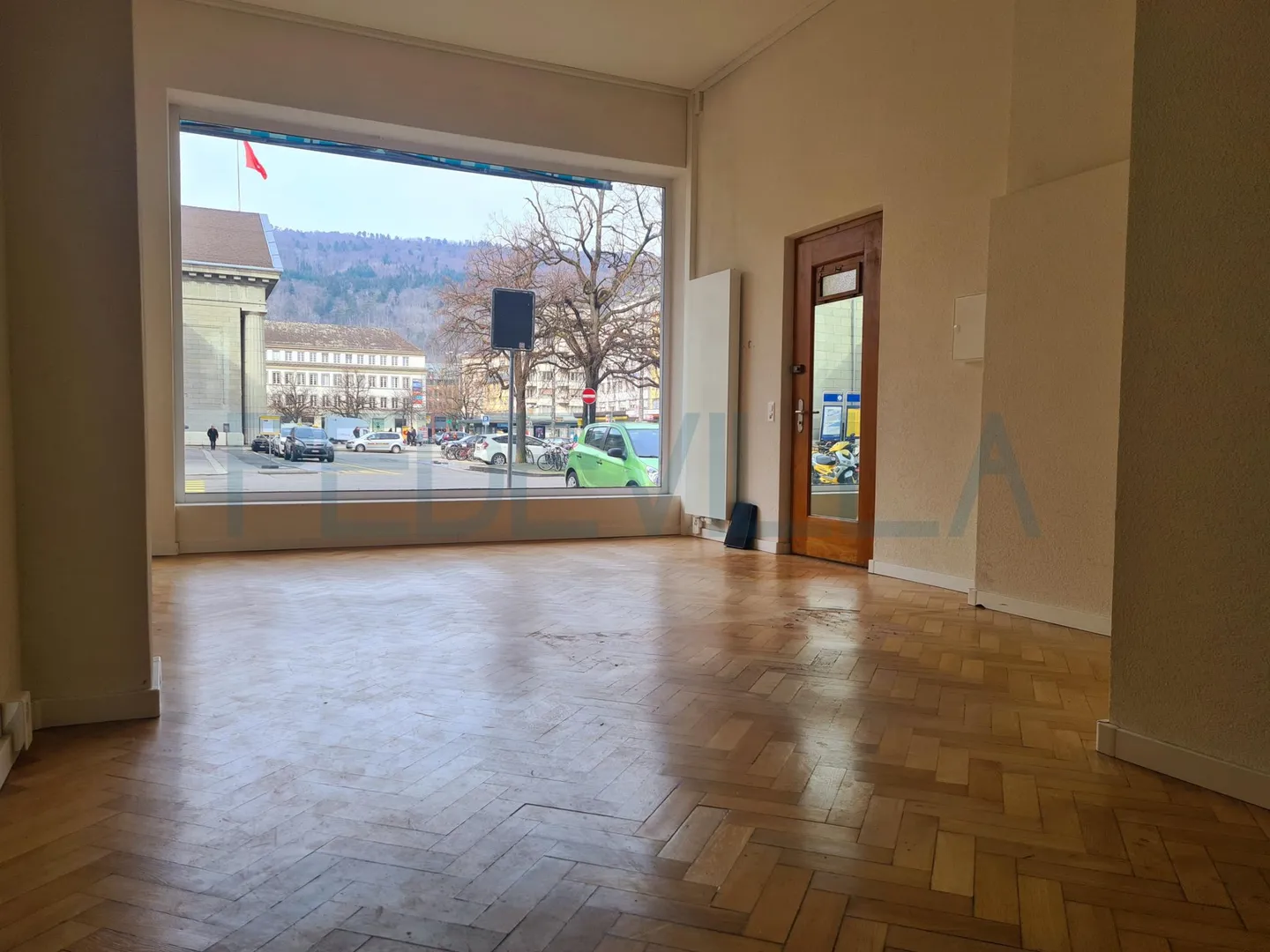 Mischgenutztes Gebäude mieten - Foto 1 von 3