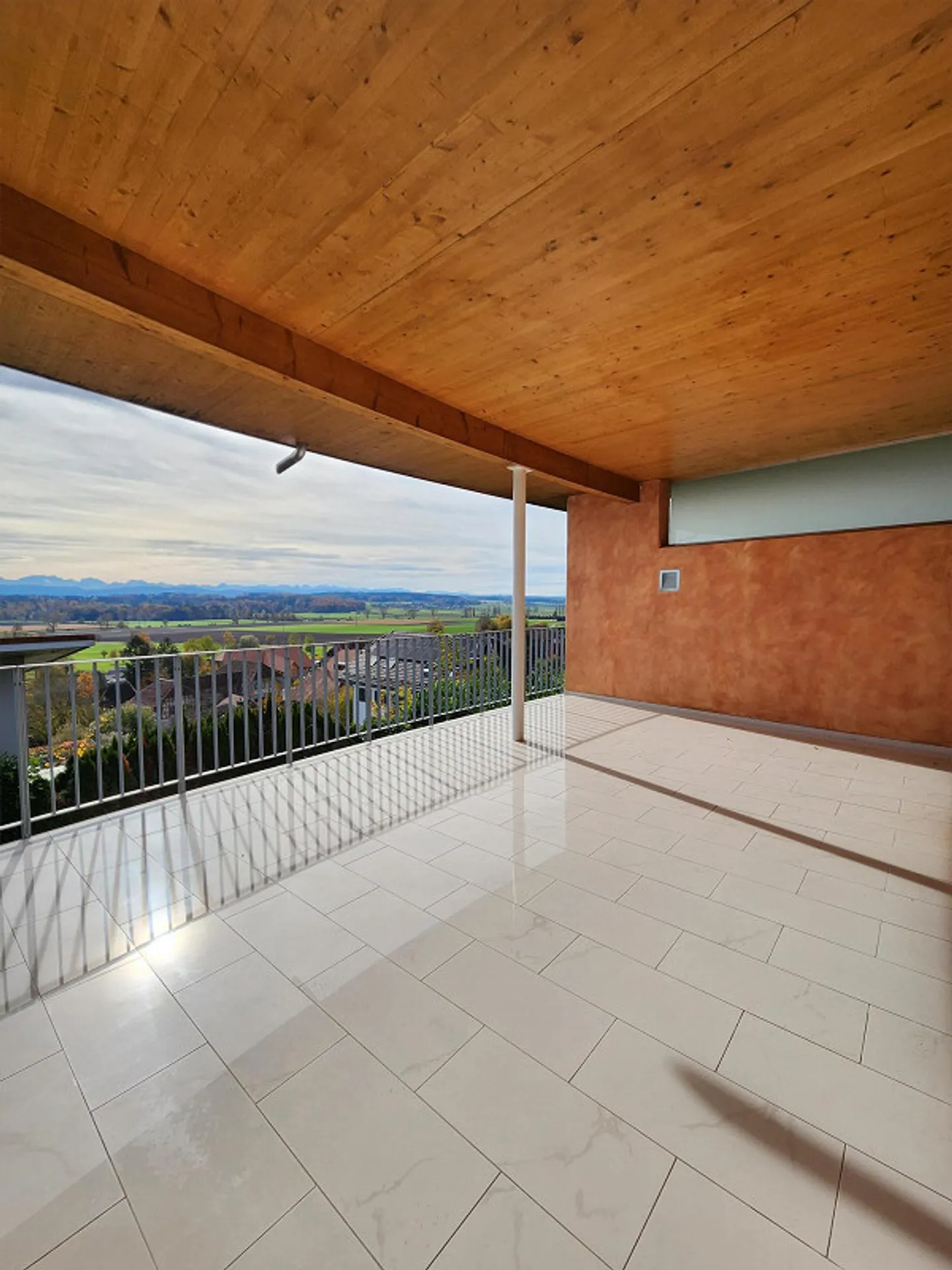 Aussergewöhnliche 3.5 Zimmer Duplex-Attika-Wohnung / 183m2 - Foto 20 von 24