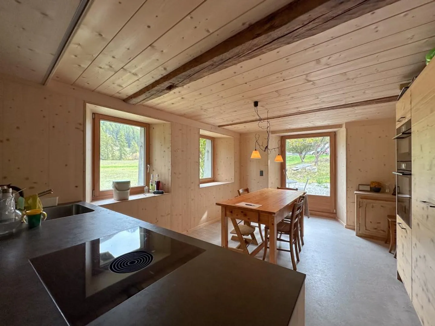 Charming renovated house - Photo 2 of 11