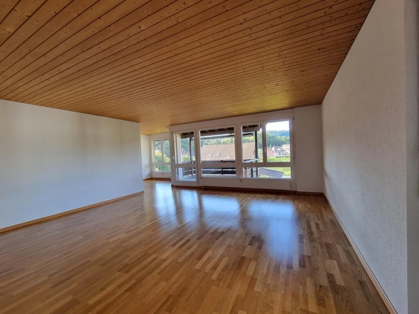 Your Apartment - Your Paradise! - Photo 3 of 12