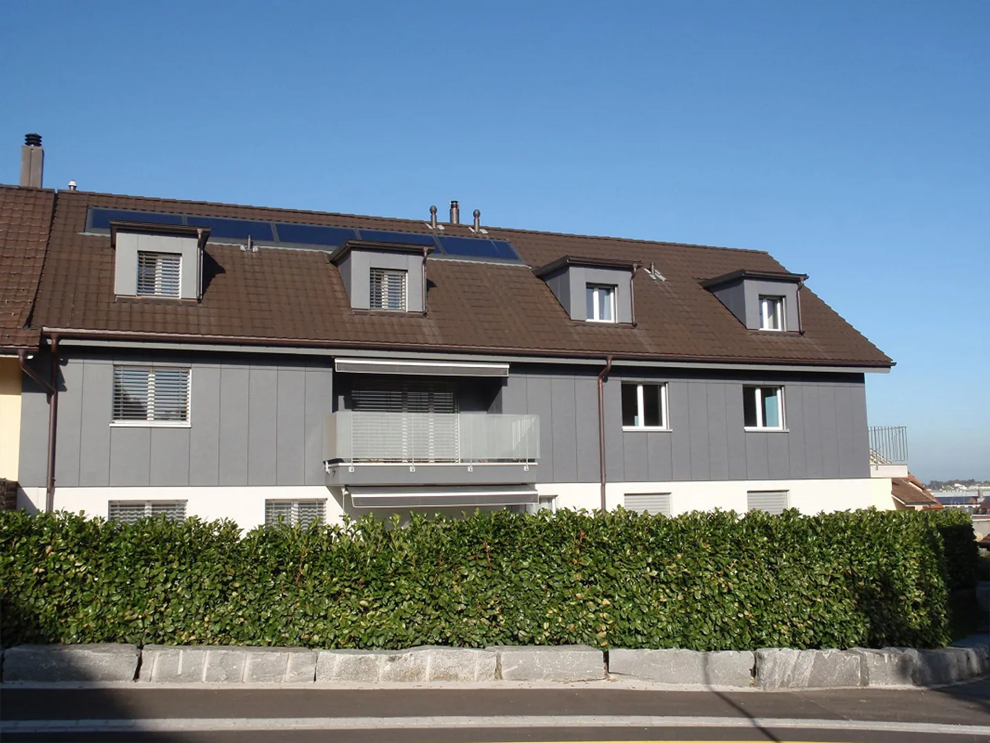 Appartement en duplex 4 1/2 pièces - Photo 2 sur 16