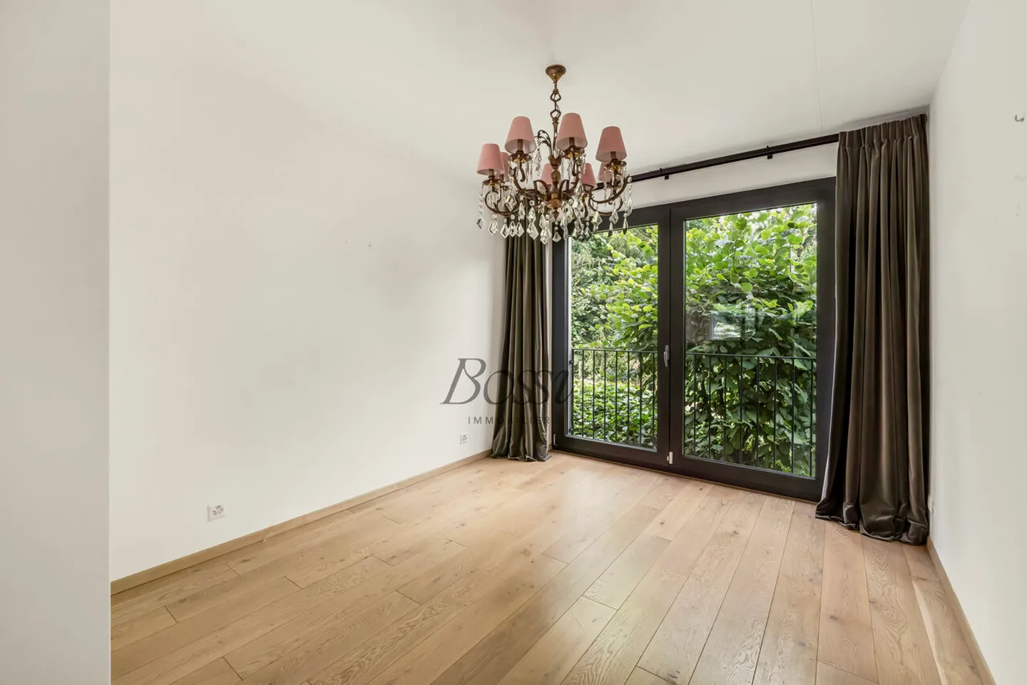 A 13 minuti dalla stazione di Coppet - Appartamento con giardino e vista lago - Foto 7 di 11