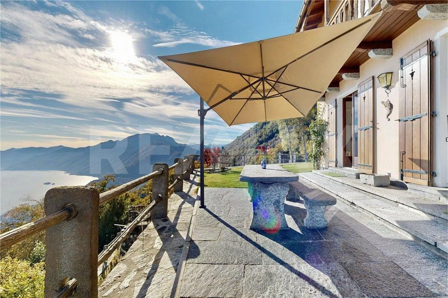 Alpine Elegance with Unique View - Photo 3 of 13