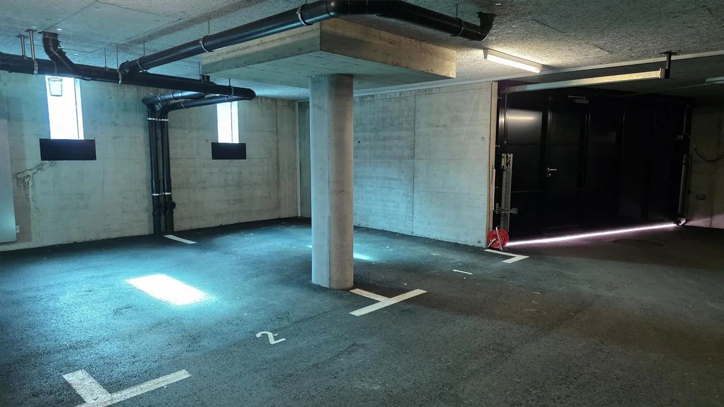 1,073m2 Attractive Building Land with Beautiful View in Bolligen - Photo 2 of 7