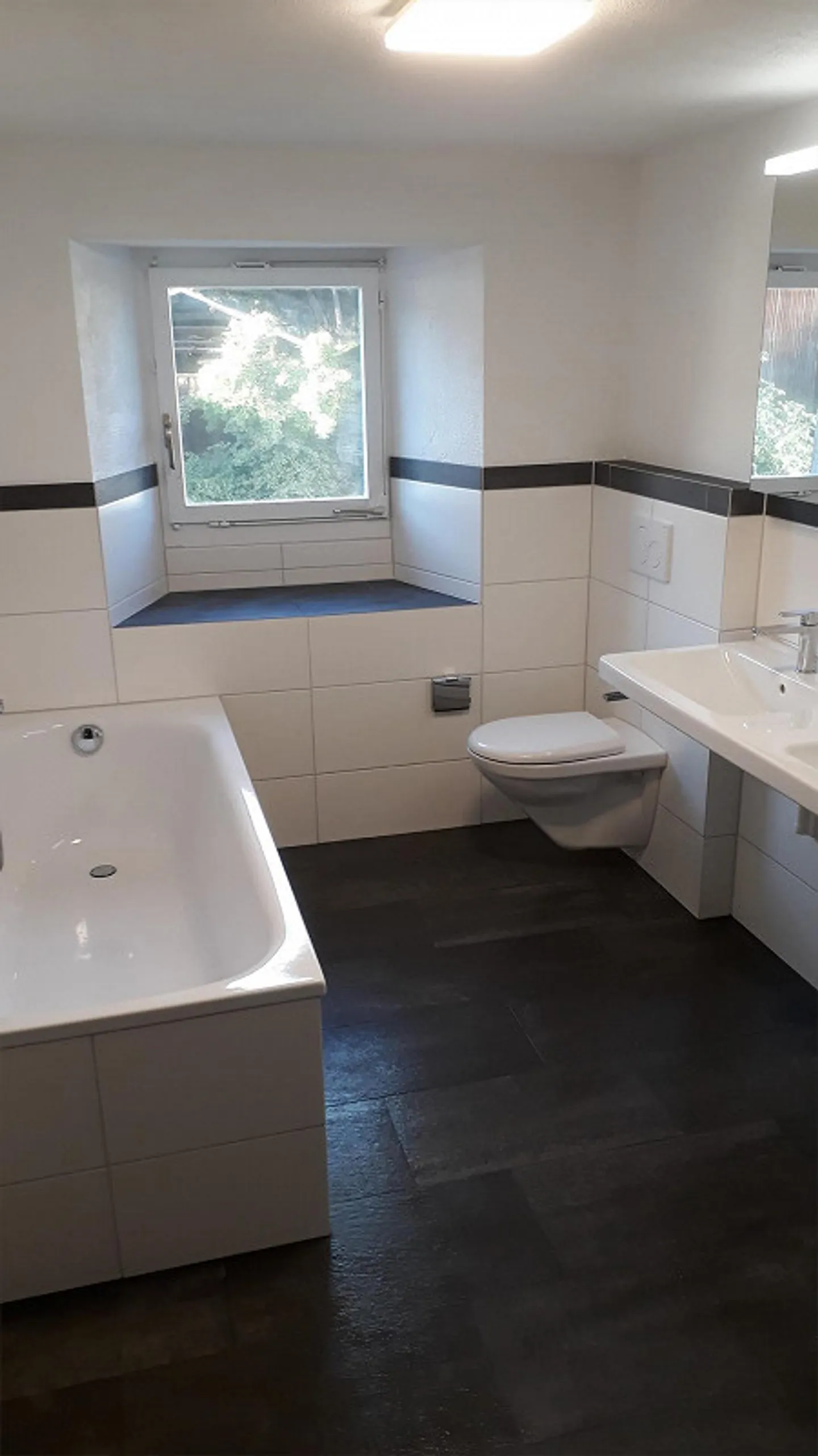 Cozy 4.5 Room Apartment for Rent - Photo 4 of 6