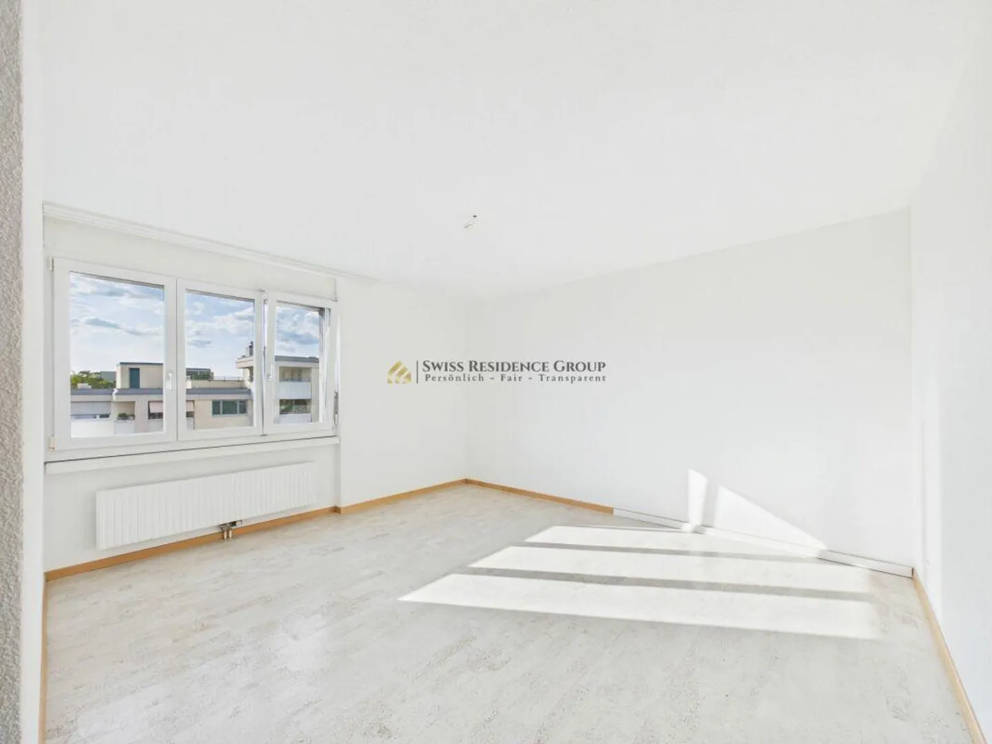 Attractive 4.5-room apartment with balcony and top connection - Photo 7 of 11